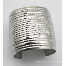 Wide women Vintage silver opened cuff Bangles